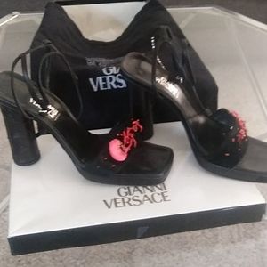 Women's Versaces Sandals Black with red embroidery